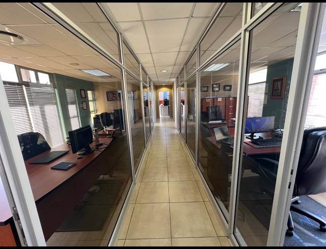 M² BUILDING FOR SALE IN BENDOR